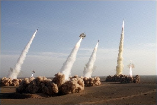 Iran menembakkan 16 rudal