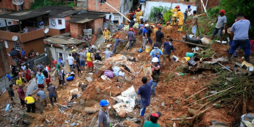 Longsor Akibat Banjir Bandang di Brasil
