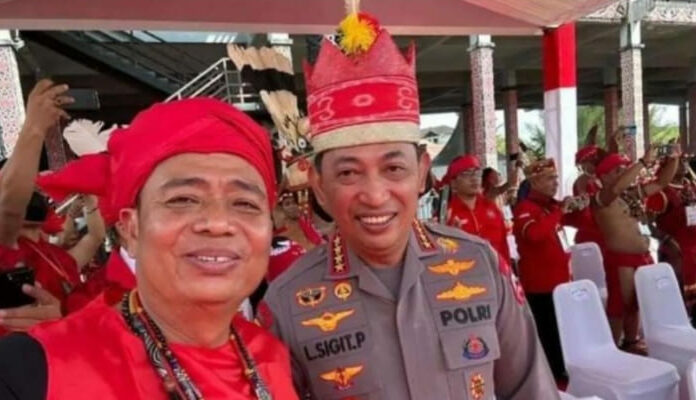 Lasarus PDI Perjuangan